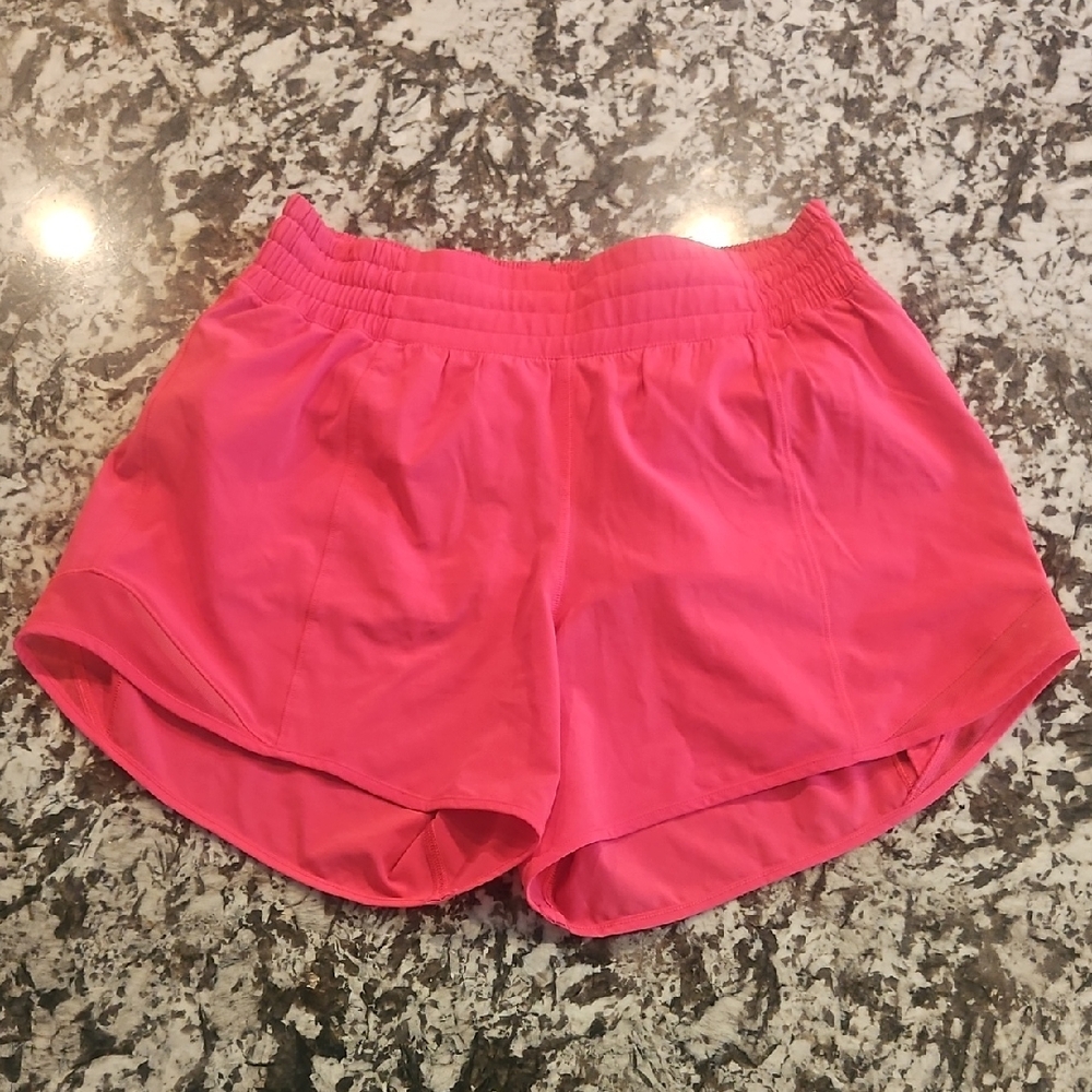 EUC Lululemon Hotty Hot Shorts